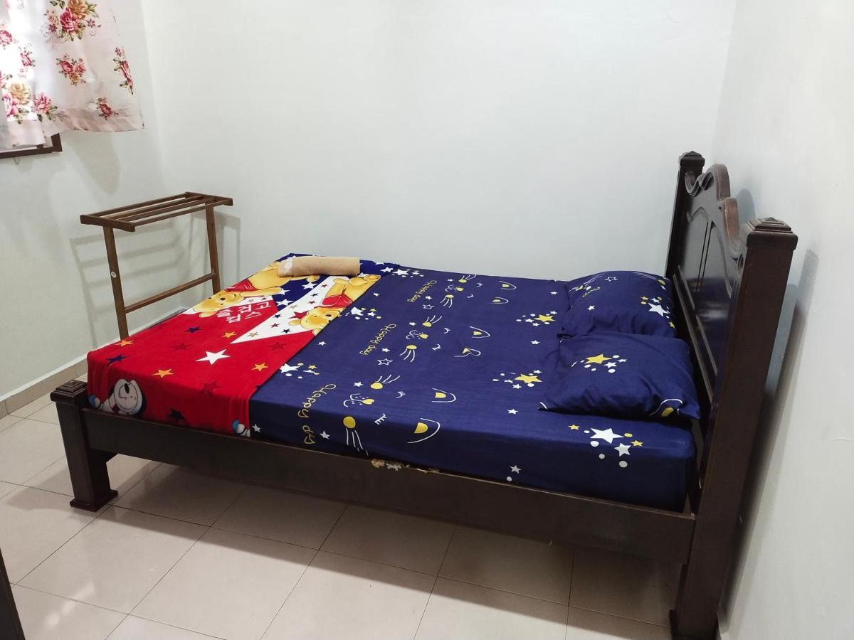 Assyifa Homestay Дунгун Экстерьер фото